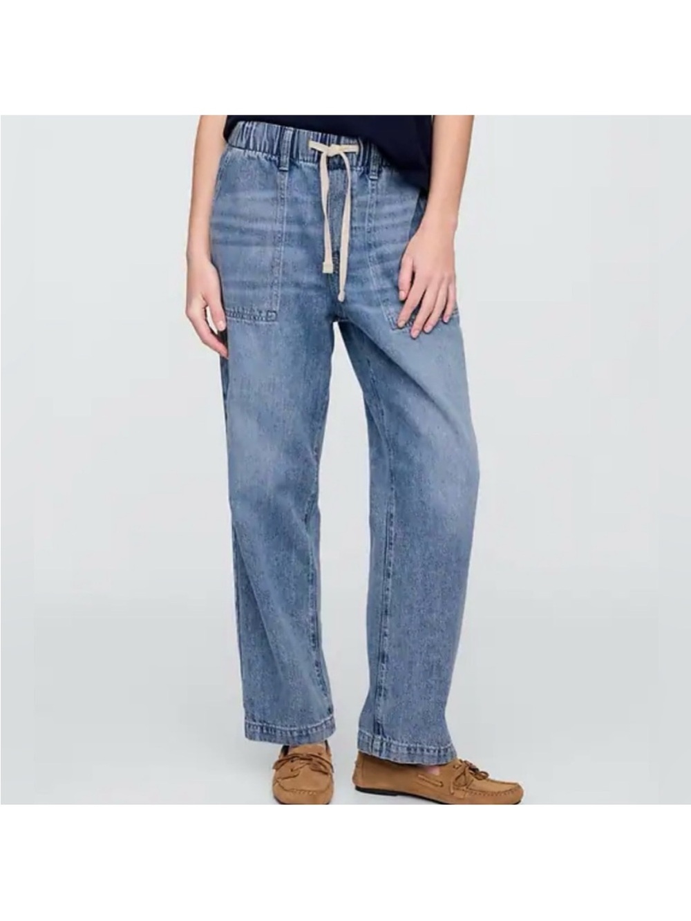 GAP Women’s 100% Cotton Size XS Relaxed Easy Jean Medium Indigo